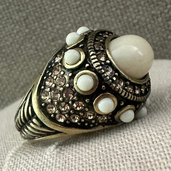 Heidi Daus Champagne Crystals Cream Cabachons Gold Tone Statement Ring- 10 - Picture 2 of 7